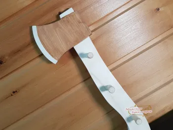 Вешалка Топорик